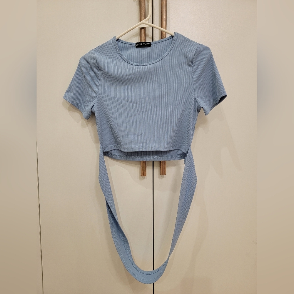 Shein strappy croptop